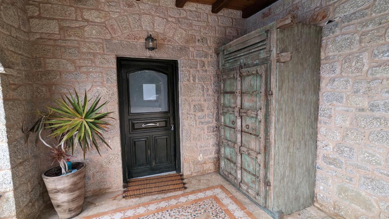 Magnificent, Authentic Private Villa And The Guest House 卡德哈米利 外观 照片