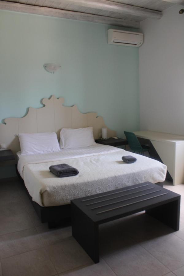 Magnificent, Authentic Private Villa And The Guest House 卡德哈米利 外观 照片